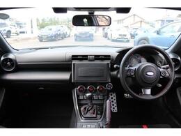 この度はスバル中四国の物件をご覧頂きありがとうございます。中古車の展示場はカースポット米子店、鳥取店、松江店、出雲店にございます。お気軽にお越しください。