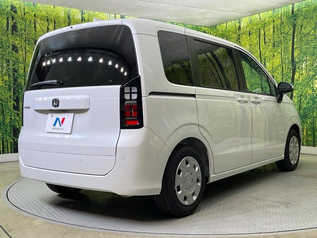 ☆全国のネクステージからお取り寄せが可能※！遠方の店舗に展示してあるクルマが気になる場合も、最寄りの店舗でご覧いただくことが可能です！是非私たちに要望をお聞かせください！※別途費用