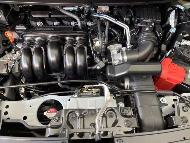 親切・丁寧な専門メカニックスタッフが応対！・車検・点検整備・事故等の修理などアフターサービスも安心。お車のカスタマイズもネクステージのサービススタッフまでご相談ください！