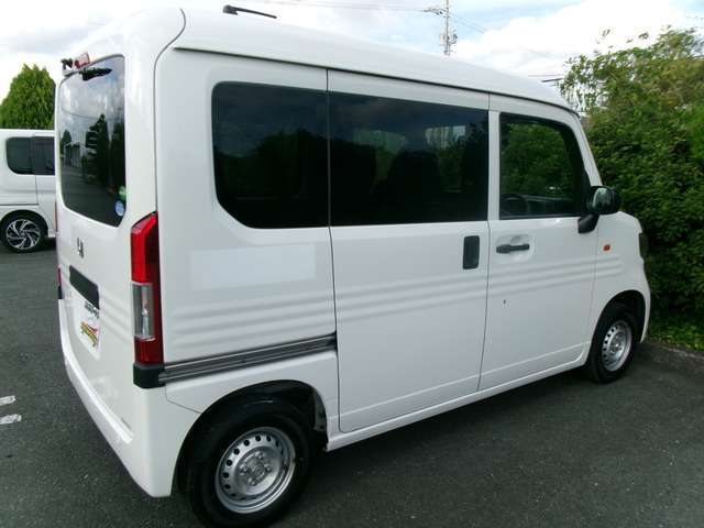 当店は品質にこだわり、多走行ロープライス中古車をメインに取り揃えております！ただし中古車は故障のリスクもございますので、自社保証＆別途有償保証にて万が一の際もご対応いたします！！