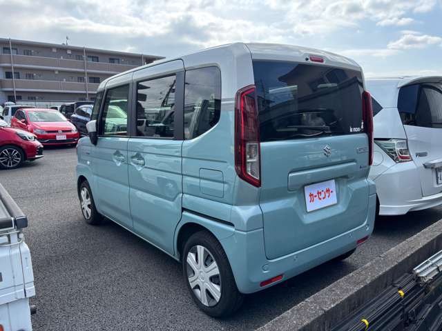 お客様が長く、安心して乗ることができる車を販売することを心がけております。