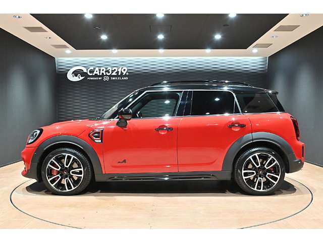 スポーツカーならではの仕様変更、お気軽にご相談くださいませ！！エンジン・ミッション・クラッチ・足廻り・ボディ剛性などご要望に合わせたお車をカスタマイズいたします！！