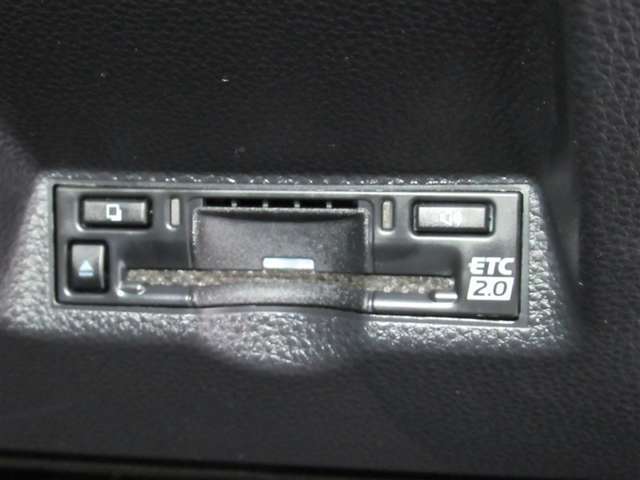 高速道路などで便利なETCも付いてます♪　ゲートの通過もスムーズです♪