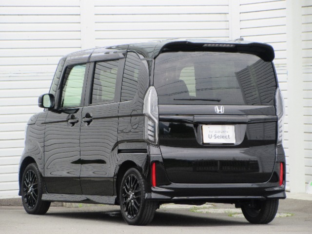 この車両は、法廷12か月点検を実施致します。ホンダ正規ディーラーだからこそ出来る確かな技術で、お客様に安心と快適をお届けいたします（点検整備費用は車両本体価格に含まれております）。