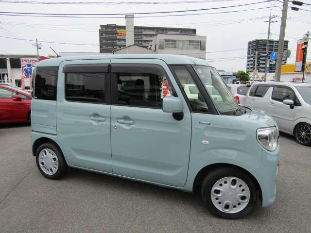 オープン10周年を迎えました！今後もお客様に愛されるお店として、良質なお車をお届けいたします！