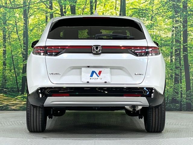 安心の最長10年・走行無制限保証（有償）をご用意。保証内容も充実はもちろん、無料点検＆オイル交換や、年中無休の全国・24時間ロードサービスも付帯されておりますのでご安心下さい。