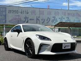 ガレージ保管、ワンオーナー、禁煙車、純正デカナビ、純正ドライブレコーダー、ETC、USB、Bluetoothオーディオ、クルーズコントロール、純正GRマット