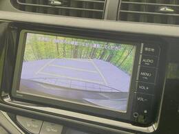 【バックカメラ】駐車時に後方がリアルタイム映像で確認できます。大型商業施設や立体駐車場での駐車時や、夜間のバック時に大活躍！運転スキルに関わらず、今や必須となった装備のひとつです！