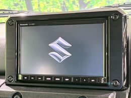 【ナビゲーション】目的地までしっかり案内してくれる使いやすいナビ。Bluetooth接続すればお持ちのスマホやMP3プレイヤーの音楽を再生可能！毎日の運転がさらに楽しくなります！！