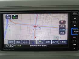 様々なメディアに対応しているので、長距離運転のお供に適しています！