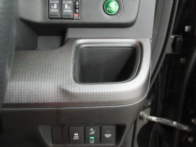 現金・ローンでのお支払いとなります。ローンは最長10年（120回）までご利用いただけます。月々の金額設定やボーナス併用・回数などご相談ください！