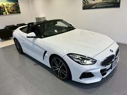 【ご納車後について】遠方のお客様はお住まいのエリアのBMWサービス工場にてメンテナンスを受けて頂けます。現地BMWへのお取次ぎなどもさせて頂きますのでご安心下さい。