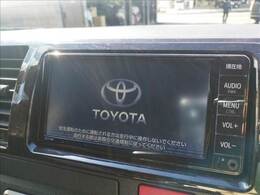純正SDナビ搭載。最新型のナビへの交換もご相談頂けます。