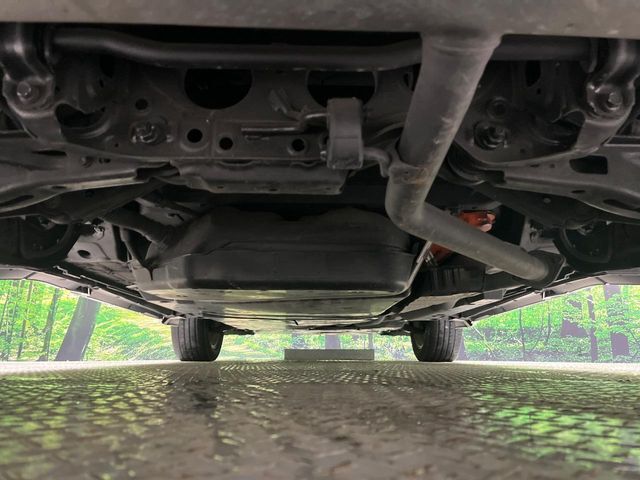 下回りがきれいなうちに、防錆加工の施工がオススメ。降雪地域はもちろん、沿岸部にお住いの方や、趣味でマリン・ウィンタースポーツをされる方にご好評いただいております。