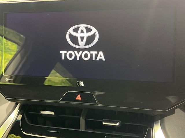 【12.3インチワイドナビ】高級感とインパクトのある大型ワイドナビを装備。各種オーディオ操作はもちろん、横長ワイド画面でのマップ2分割表示など、利便性も高いナビです♪