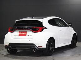 ご来店前にお問合せフォームから「来店予約」をお願い致します。予約ナシの当日のご来店については恐れ入りますがお電話で在庫確認をお願い致します。