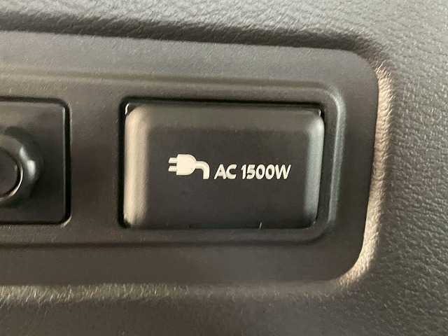 【AC1500W】コンセント付きですので家庭用電化製品が車内でご利用いただけます。