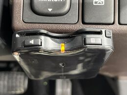 【ETC】高速道路の料金所をストレスなく通過！話題のスポットやサービスエリアに多い「スマートIC」利用時は必須のアイテムです。当店でセットアップを実施、ご納車当日からすぐにご利用いただけます！