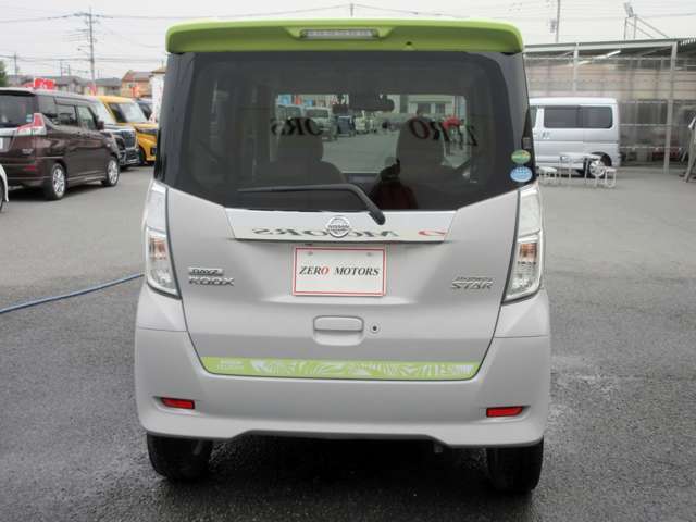 【ZERO MOTORS上尾店コンパクト＆軽自動車専門店】　展示台数在庫400台以上の大型展示場です。（埼玉県上尾市）軽自動車・軽バン・軽ワゴン・HVコンパクトカー・コンパクトカーなど多数展示中です。