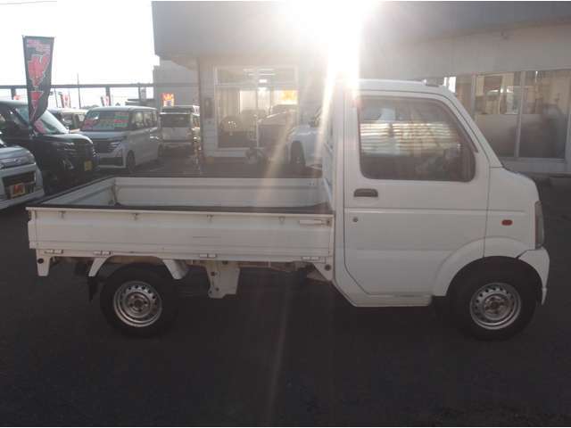 中古車だけでなく、新車のお取り扱いもしております！ご相談ください☆