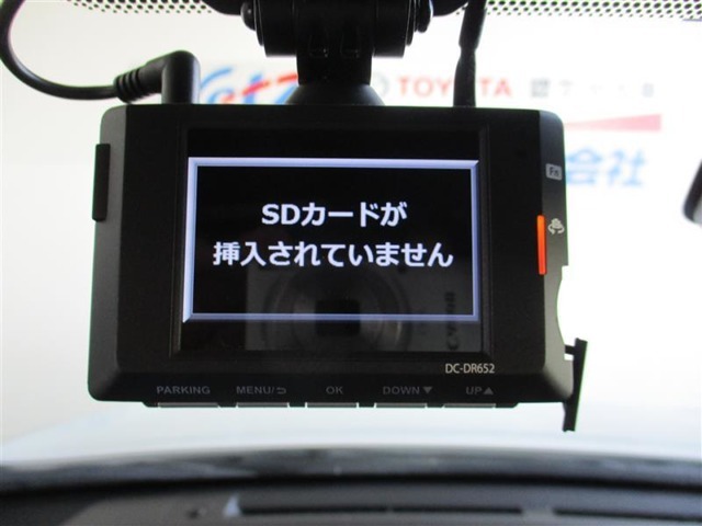 万が一のトラブルのときにも役に立つドライブレコーダーを装備