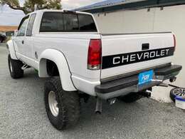 板金・塗装には自信があります！カスタムカーなどの注文もお気軽にお問い合わせください！