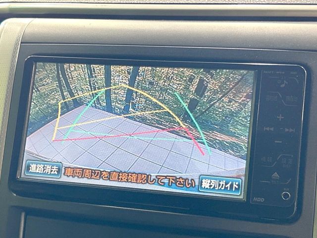 【フリップダウンモニター】大画面モニターで後席でもエンタメをお楽しみいただけます。小さなお子様にも大人気の装備です♪