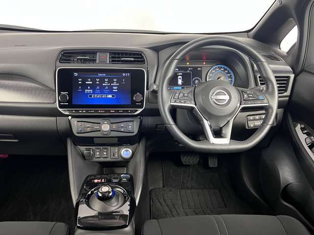 車内はルームクリーニングを実施済みです！綺麗な状態ですので、お気軽にご来店くださいね！