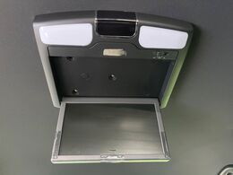 【フリップダウンモニター】大画面モニターで後席でもエンタメをお楽しみいただけます。小さなお子様にも大人気の装備です♪