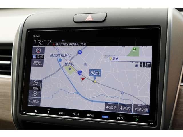 ナビはホンダ純正メモリーナビを装着。フルセグTVやDVDも視聴出来ます。Bluetooth接続も可能です。