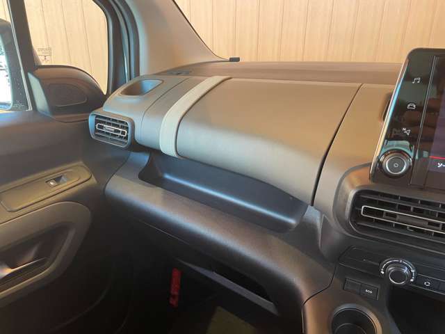 ぜひ厳選したドイツプレミアムブランドのお車を、見て・触って・比べてください！