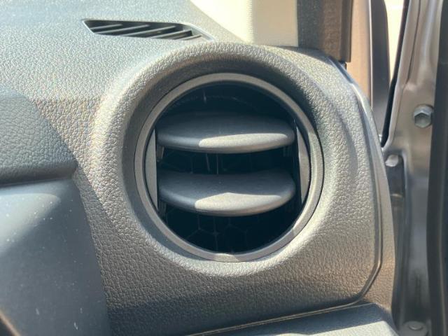 お車に合わせて無料保証以外にも、保証範囲、期間、距離を拡充させた有料保証もご用意しております！中古車の購入が初めてで不安・・・というお客様もご安心ください！