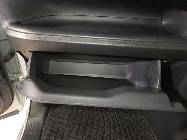 ◆同車種のカラーバリエーションも豊富に取り揃えております。当店にお好みのボディカラーがない場合は、グループ店の在庫車をお調べしてお取り寄せも可能です。◆