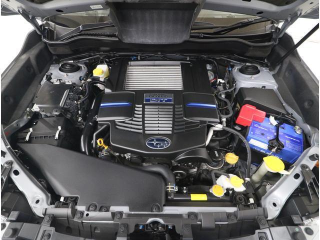 スバルと言えば水平対向エンジン。車体の低い位置に搭載されているので、万一の衝突時には、エンジンルームの下へ潜り込み、室内の乗員の被害軽減に貢献致します。
