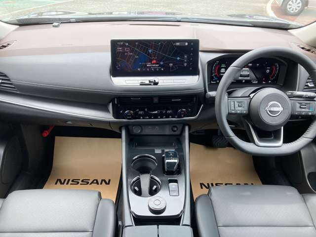 車体、内装とてもきれいなお車です！自分好みの内装にするのもワクワクしますね♪