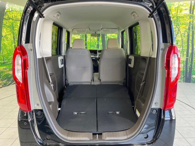 普段のお買い物や通勤、送迎等に十分な荷室スペースを確保しております。セカンドシートを倒すと、大きな荷物の積載も可能です♪