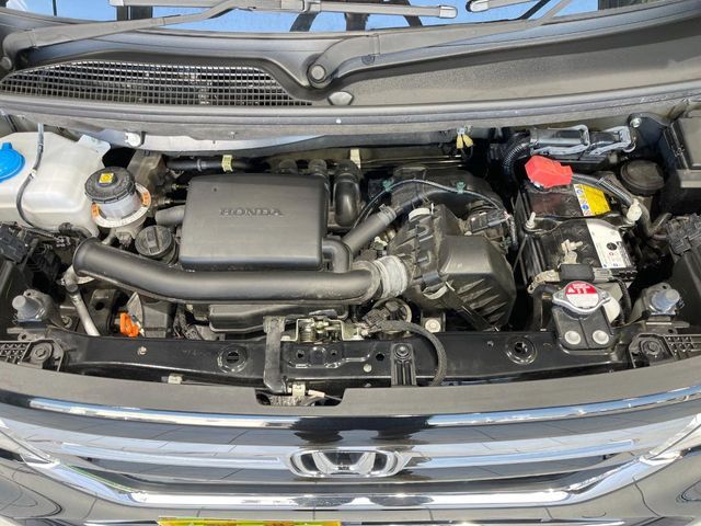 親切・丁寧な専門メカニックスタッフが応対！・車検・点検整備・事故等の修理などアフターサービスも安心。お車のカスタマイズもネクステージのサービススタッフまでご相談ください！