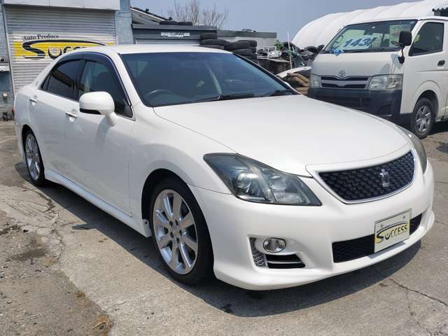 ☆上質な車を40～100台取り揃えています！☆第三者機関であるAISとJAAAの鑑定書も発行しているので安心車両ばかりです☆