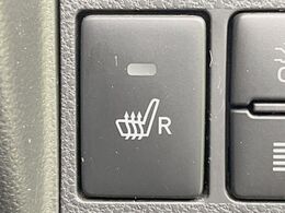 【シートヒーター】寒い日に重宝するシートヒーター！エアコンより早く温まってくれるので寒がりの人も安心ですね♪エアコンの温風は乾燥するから苦手、という方にもをおすすめです。