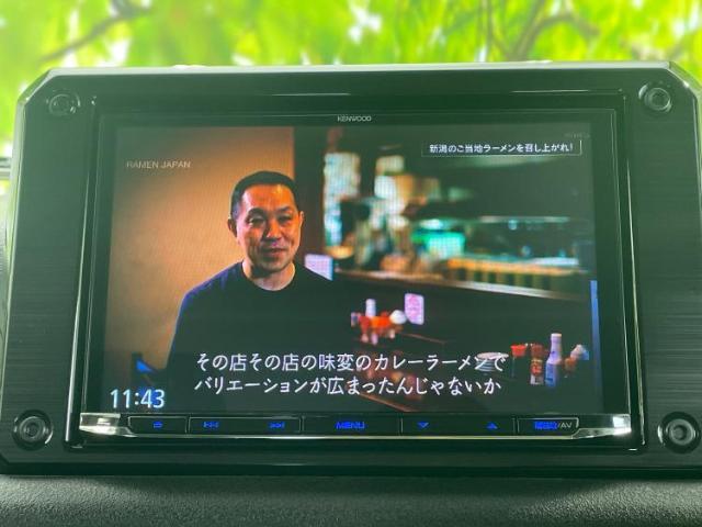 WECARSの店舗にはキッズコーナーがございます！お子様連れのお客様もごゆっくり車選びをお楽しみいただける空間です！