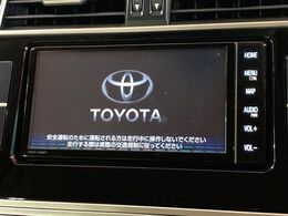 【純正ナビ】人気の純正ナビを装備。オーディオ機能も充実しており、Bluetooth接続すればお持ちのスマホやMP3プレイヤーの音楽を再生可能！毎日の運転がさらに楽しくなります！！