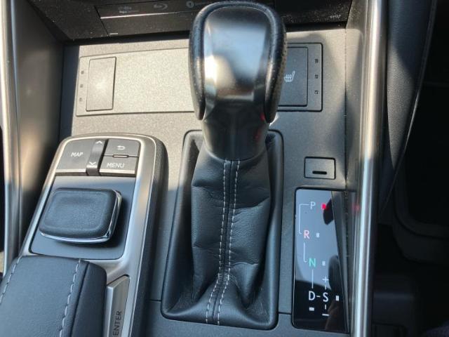 お車に合わせて無料保証以外にも、保証範囲、期間、距離を拡充させた有料保証もご用意しております！中古車の購入が初めてで不安・・・というお客様もご安心ください！