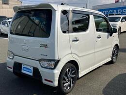 全国に店舗を展開しているのでどこでもお取り寄せが可能です！この車が気になるけど遠方だから・・・と諦める必要はありません！※別途陸送費が必要です。