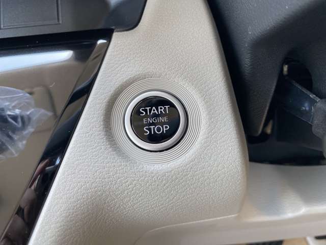 ☆訳アリ目玉車とは☆　品質が高い車両だけど少しだけ訳アリな商品です。展示期間が長い車両/キズや汚れが少しある/下取り車などで中間マージン無しなどの理由です。