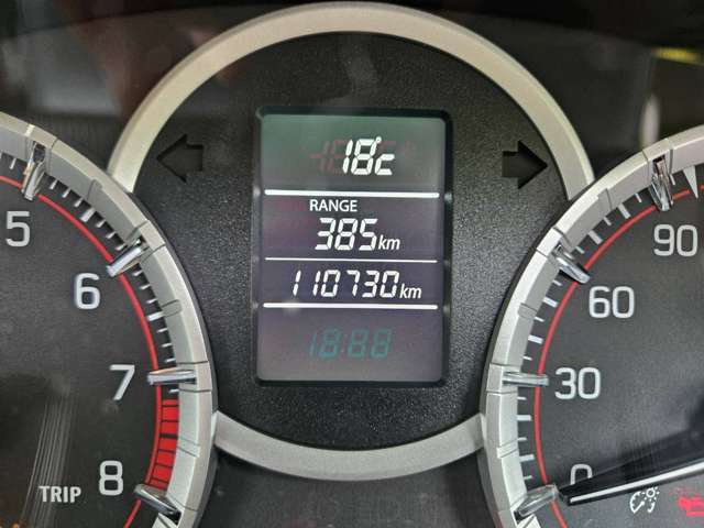 走行距離111000キロとなります！！タイミングチェーンです！！
