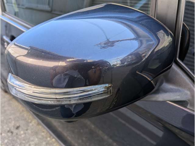 この車の複数画像と動画にてより細かな部分を載せているので是非見て頂けたらと思います！