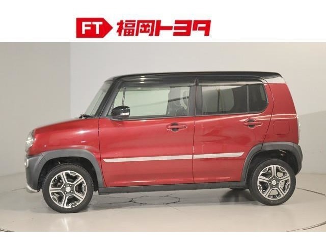 トヨタ認定中古車、評価3.5相当。キズ、へこみは若干ありますが、比較的良好な状態です。