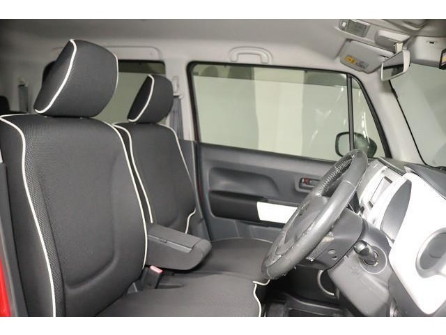 座り心地が良い　快適なフロントシート。