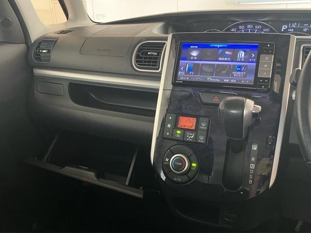 【グローブボックス】現在では車検証入れなどとして活用されることが多いですよ☆