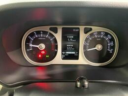 当店では車両本体価格以外に、諸費用を含めた支払総額も表示しておりますので、お客様の予算にピッタリのおクルマお選びができます。コーティングやJAFをセットにしたオトクな購入パックも好評です。